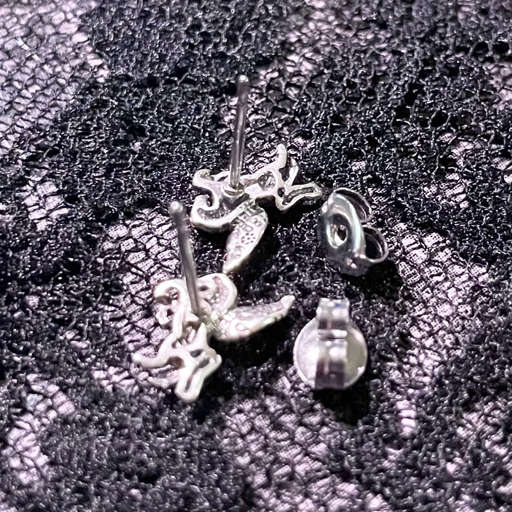 Sterling Silver Pegasus Stud Earrings new - Picture 3 of 6